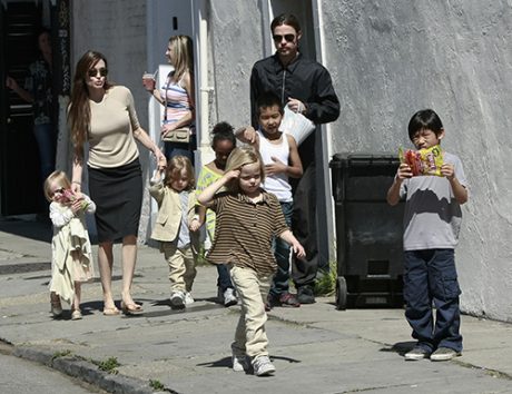 Brad Pitt Childless, Alone On Birthday: Angelina Jolie Cuts Children Off From Depressed Father – Fights For Full Custody