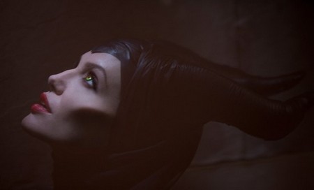 Breaking News: First Look At Angelina Jolie As Evil Queen Maleficent! (Photo)