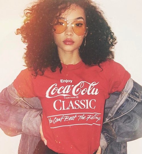 Justin Bieber Dating Ashley Moore: Couple Spotted On PDA Hike In L.A. – Desperate Attempt To Make Selena Gomez Jealous?
