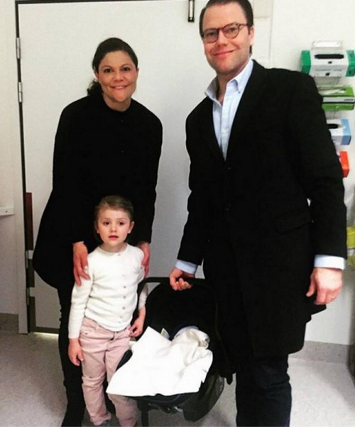 Kate Middleton Pregnant: Prince William Pressures Duchess For Third Child After Sweden Welcomes Baby Boy Prince Oscar