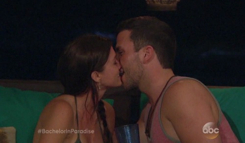 Bachelor In Paradise 2015 Spoilers: Season 2 Promo Video Features Chris Soules’ Exes Sobbing And Riding Away In Ambulance (VID)