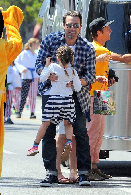 Ben Affleck’s Intense Jealousy Forces Jennifer Garner To Consider Leaving Him For Good – There’s No Trust!