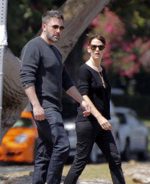 Ben Affleck and Jennifer Garner Divorce Coming Soon: Step Out for Photo Op Looking Miserable – Marriage Falling Apart?