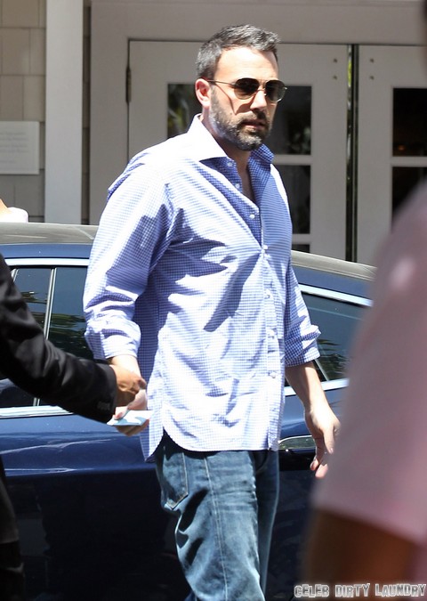 Ben Affleck And Kanye West Help Saturday Night Live Aim For Ratings High
