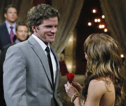 Bachelorette’s “love to hate him” reality villain