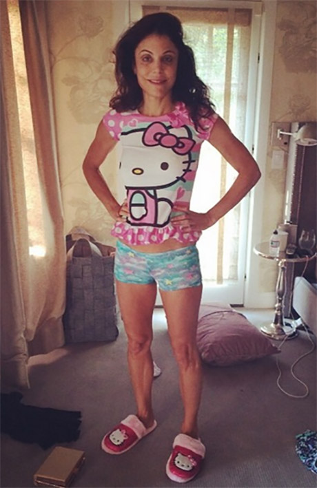 Bethenny Frankel Posts Ridiculous Photo Of Herself Dressed Up In Daughter’s Pajamas – Wants World To Know She’s Skinny!