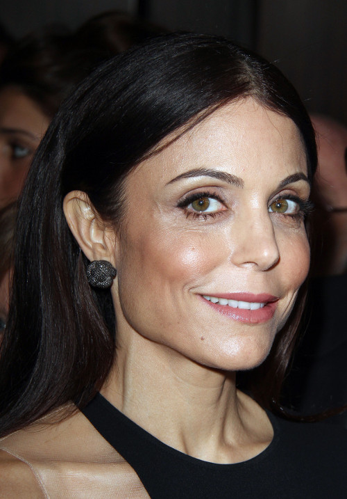 Bethenny Frankel’s Talk Show Continues to Tank — Resorts to Fake Fights and Sex Talks in Attempts to Drum up Viewers!