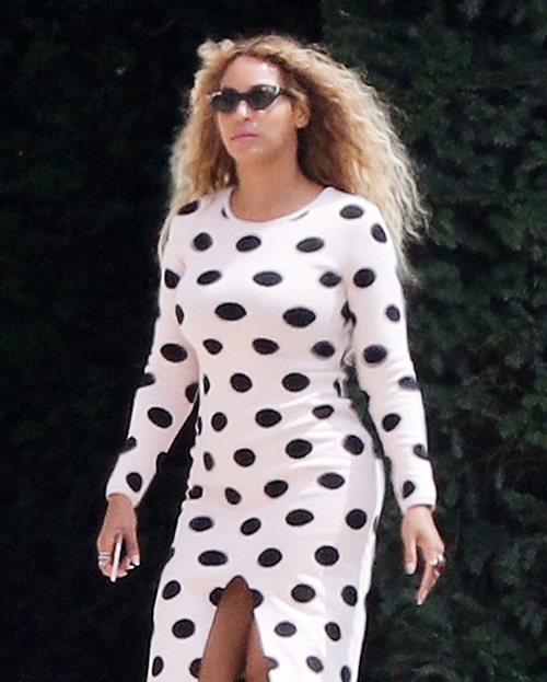 Beyonce’s Father Matthew Knowles Disgusted Over Pregnancy Snub – Didn’t Know Daughter Was Having Twins?