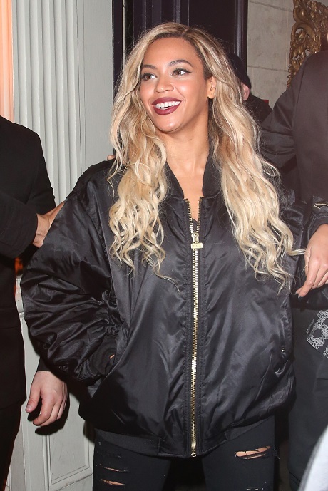 Beyonce Divorce From Jay-Z: Rumors Fueled After Queen Bey Spotted Shopping For Solo Apartment!