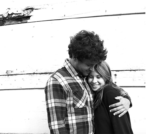 Bindi Irwin Wedding Plans: Will Marry Chandler Powell On 10th Anniversary Of Crocodile Hunter Steve Irwin’s Death?