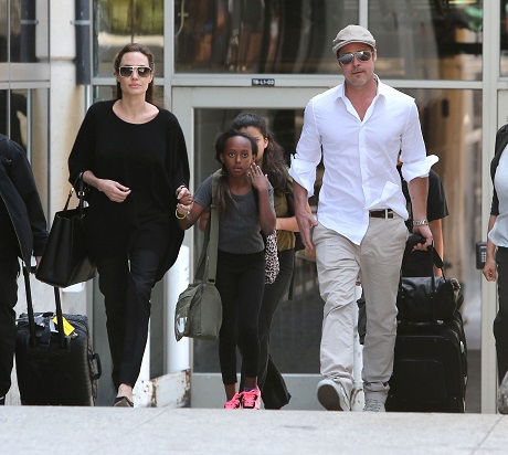 Angelina Jolie Bans Brad Pitt From Doing Love Scenes With Other Actresses – Jealous And Insecure?