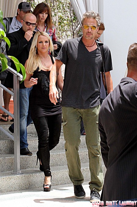 Britney Spears Calling Off Wedding to Court Appointed Baby Sitter, Jason Trawick