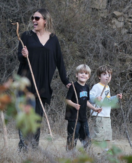 Brooke Mueller Refuses To Test Sons For Fetal Alcohol Syndrome – She Fears They Have It