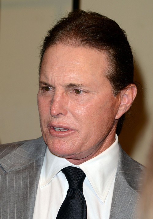 Bruce Jenner Hit Two Cars During Fatal Car Crash – Totally Responsible For Both Accidents (VIDEO)