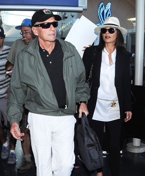 Michael Douglas and Catherine Zeta-Jones Divorce: Fighting Bitterly in Public – Bipolar Disorder to Blame?