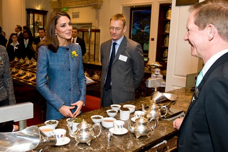 Kate Middleton Caught While Out On A Shopping Spree (Photo)