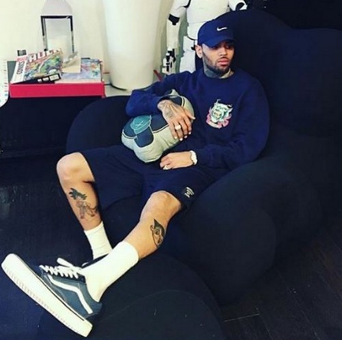 Chris Brown Looks Dangerously Thin: Singer Sparks New Health Concerns With New Photos