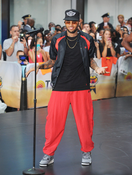 Chris Brown Dumps Karrueche Tran So He Can Win Back Rihanna Just To Spite Drake!