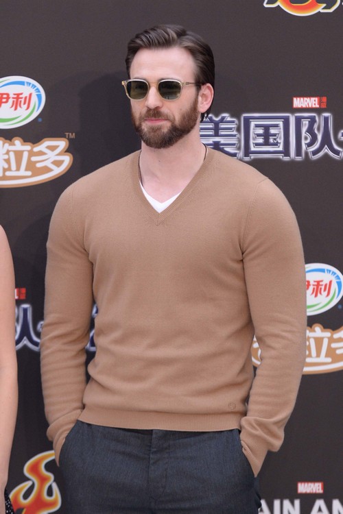 Chris Evans Retiring From Acting After Marvel Contract – Whiny Ungrateful Brat?