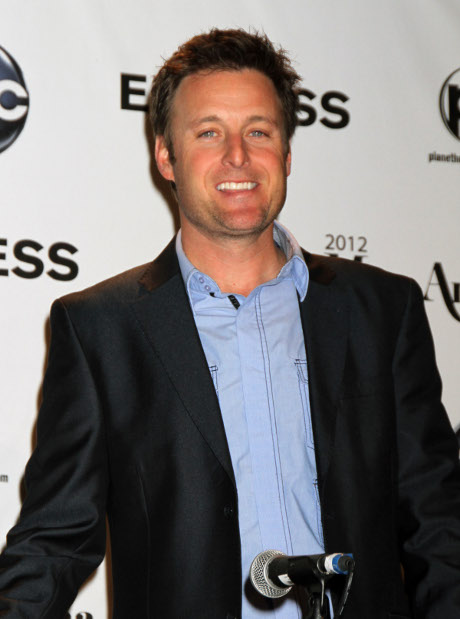 Justin Bieber’s Mom Pattie Mallette Gets Her Flirt on With The Bachelor Host Chris Harrison!