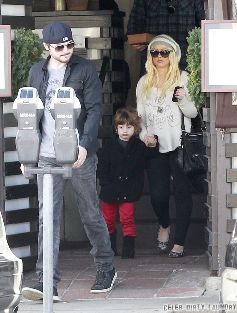 Christina Aguilera’s 25 Pound Weight Loss For Marriage To Matthew Rutler