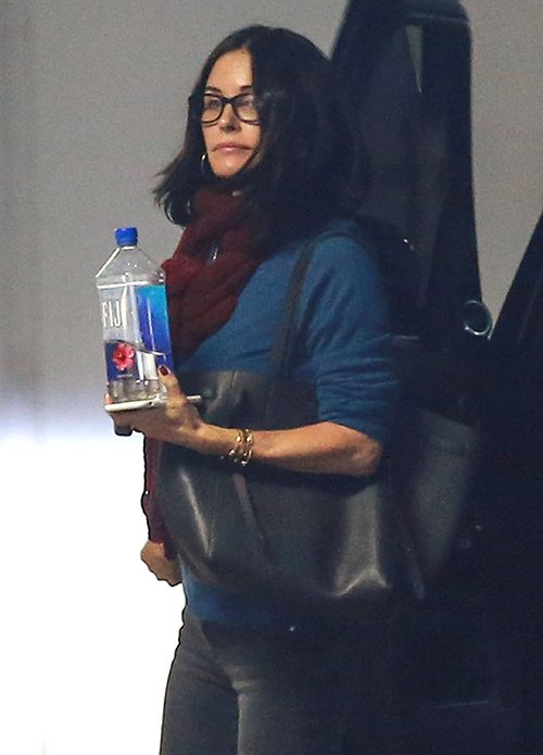 Jennifer Aniston and Justin Theroux Shun Courteney Cox, Side with Johnny McDaid After Split