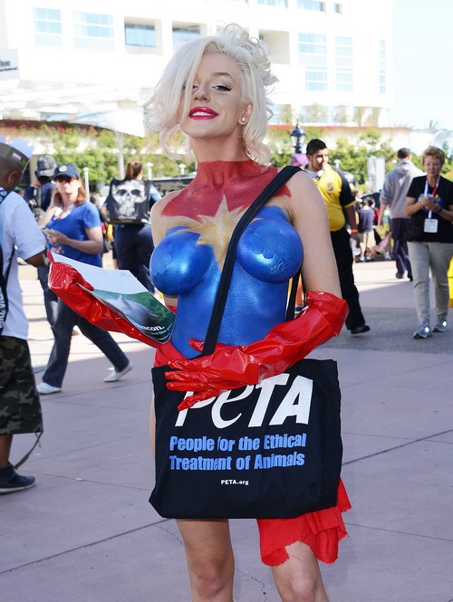 Courtney Stodden Can’t Speak To Mom, Krista Stodden – Husband Doug Hutchison Forbids It!