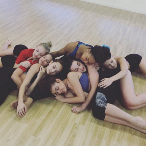 Dance Moms Finale Recap 5/10/16: Season 6 Episode 19 “Hello & Goodbye”
