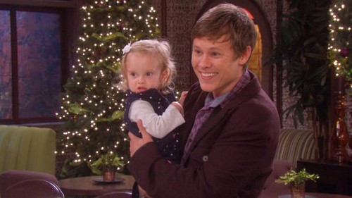 Days Of Our Lives Spoilers December 15-19: Aiden’s Dark Secret Revealed – Nicole Investigates Serena After Date With Eric