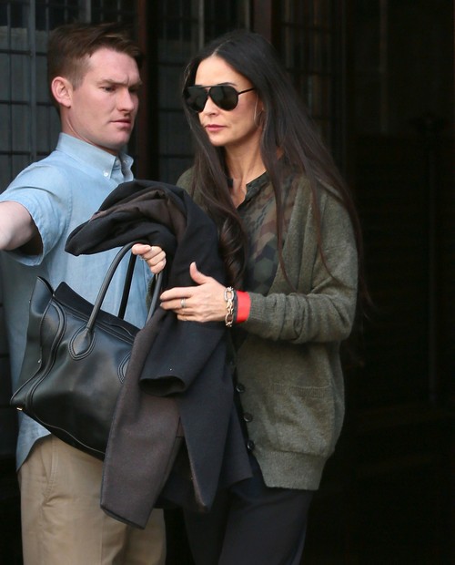 Demi Moore Offers to Babysit Mila Kunis and Ashton Kutcher’s Daughter, Wyatt Isabelle Kutcher – Mila Freaks!