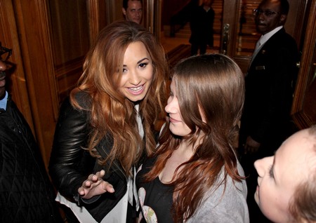 Demi Lovato Partying Hard Again