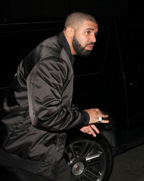 Drake and Rihanna Break-Up: Done Dating, Rapper Dumped Ri-Ri Because She Was Too Clingy?