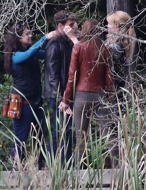 Dakota ‘Dishrag’ Johnson: Reshoots Fifty Shades of Grey Scenes with Jamie Dornan:  No Chemistry or Passion (PHOTOS)