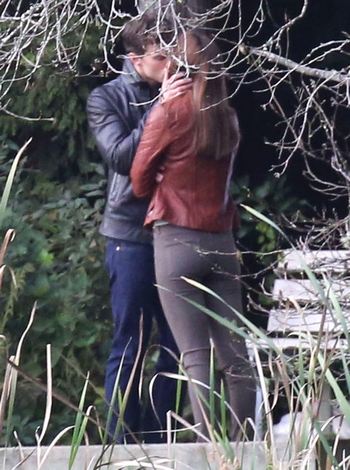‘Fifty Shades of Grey’ Creating Dangerous S&M Trend: Deaths and Assaults Trying To Reenact Anastasia and Christian Scenes