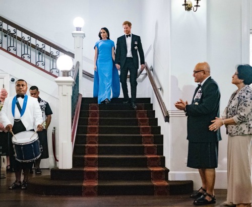 Kate Middleton and Prince William More PDA: Meghan Markle and Prince Harry Set New Royal Standard