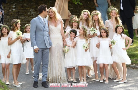 Kate Moss Wed Jamie Hince In A Lavish English Country Ceremony – Photos