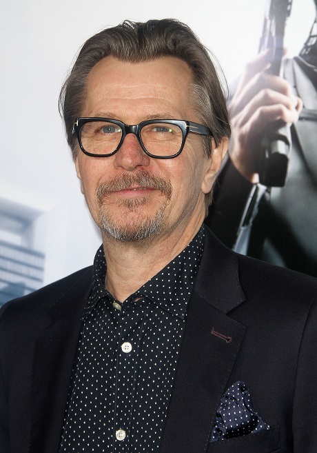 Gary Oldman Defends Alec Baldwin And Mel Gibson’s Racist And Homophobic Comments – Says Everyone Says Those Words!