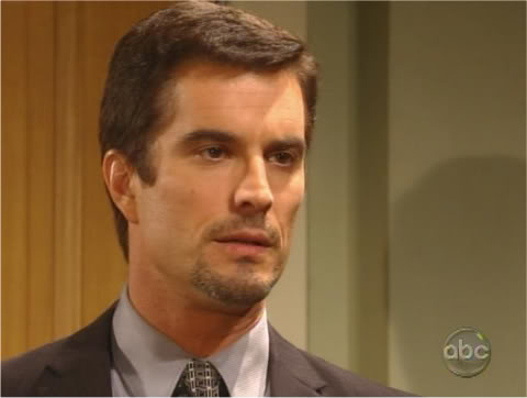 General Hospital Spoilers: Sonny Corinthos, Ric Lansing or Julian Jerome – Which Mobster Is Shot and Killed?