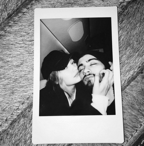 Zayn Malik Confirms Gigi Hadid Dating Rumors, Taunts Joe Jonas In Instagram Post