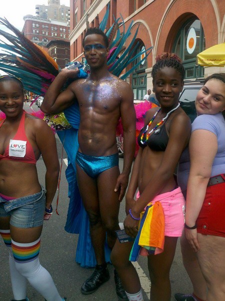 Real Housewives of New York Show Support for Sunday’s Gay Pride Parade in NYC