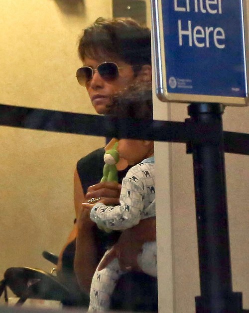 Halle Berry and Olivier Martinez Marriage on the Rocks – Divorce, Split Soon? – ‘Extant’ Flops – Report (PHOTOS)