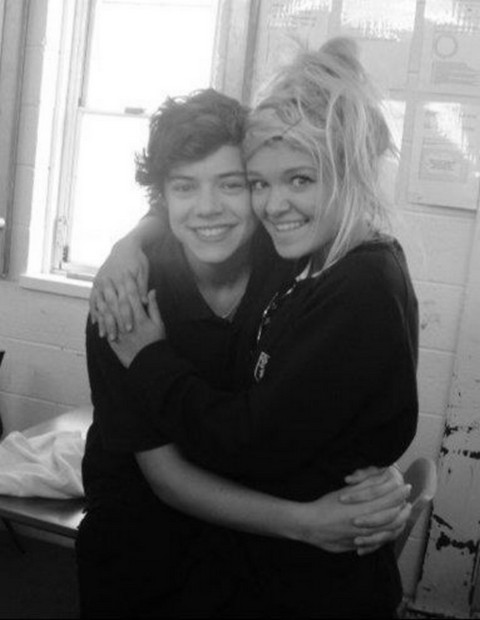 Meet Ellis Calcutt: Harry Styles’ New Girlfriend Who Bedded Him On Their First Date