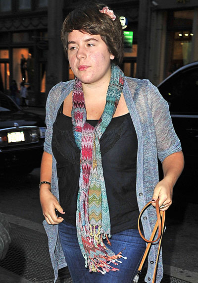 Tom Cruise Spoils Suri Rotten While Isabella Lives Like The Homeless