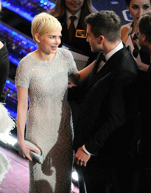 Michelle Williams and Jake Gyllenhaal Hook Up Encouraged by Busy Phillips