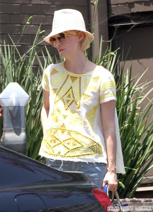 January Jones “Straddled” Liam Hemsworth At Party, Led To Miley Cyrus Engagement Breakup – Evidence At Last