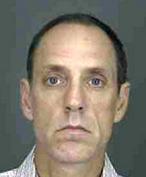 Jason Alexander ‘Law & Order SVU’ Director Arrested In New York On Child Pornography Charges