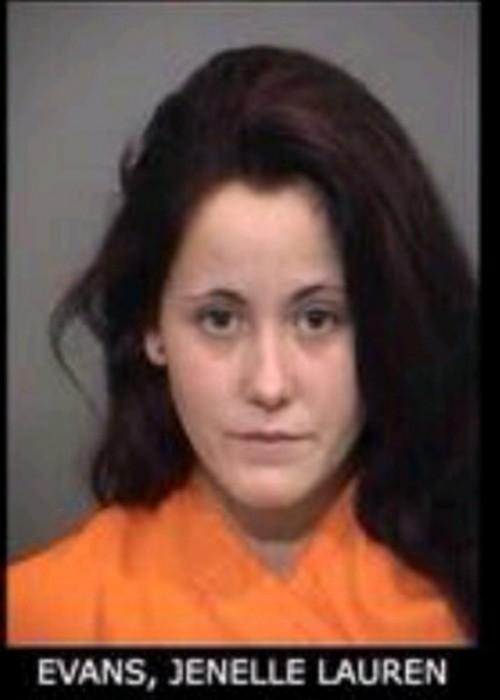Jenelle Evans’ Arrest On Breach of Peace: Teen Mom 2 Arrested for Badgering and Swearing at Police – Details Here
