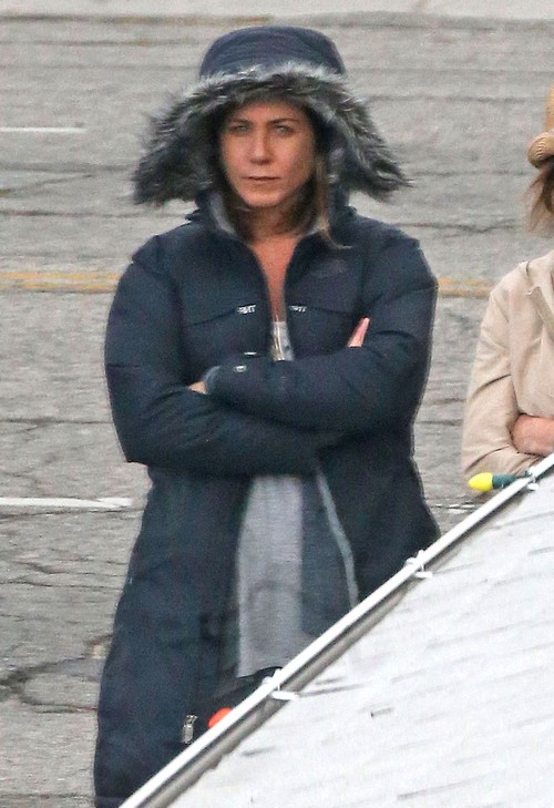 Jennifer Aniston Picks Chelsea Handler Over Courteney Cox For Wedding Maid Of Honor?