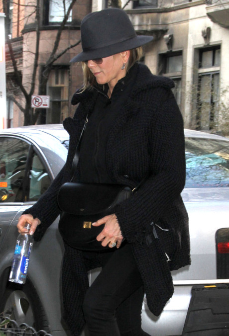 Jennifer Aniston And Justin Theroux Cancel Wedding – Jen Knows This Relationship Won’t Last!