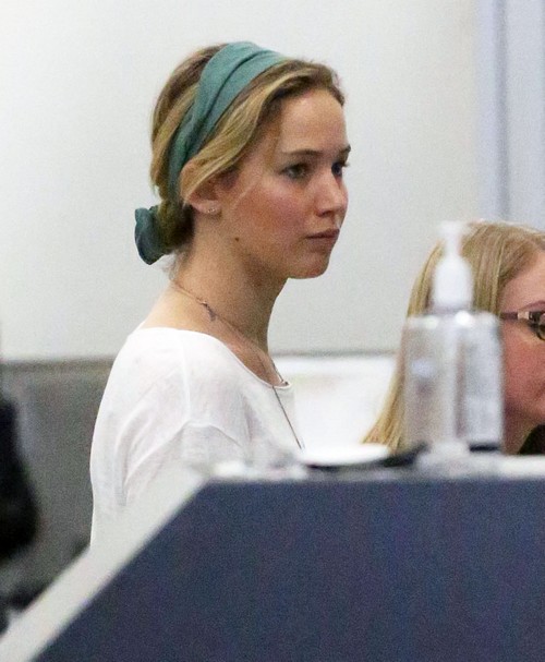 Jennifer Lawrence Demands Boyfriend Chris Martin Not Talk About Gwyneth Paltrow nor See Jealous Ex